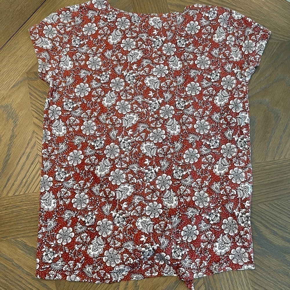 LOFT Vintage Soft Floral Tie Knot Short Sleeve Top - Picture 2 of 7